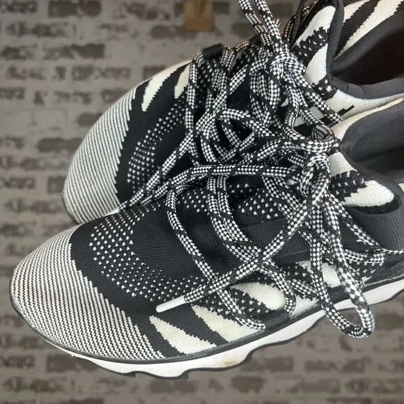 Sorel | women black sneaker lace up - Picture 5 of 7